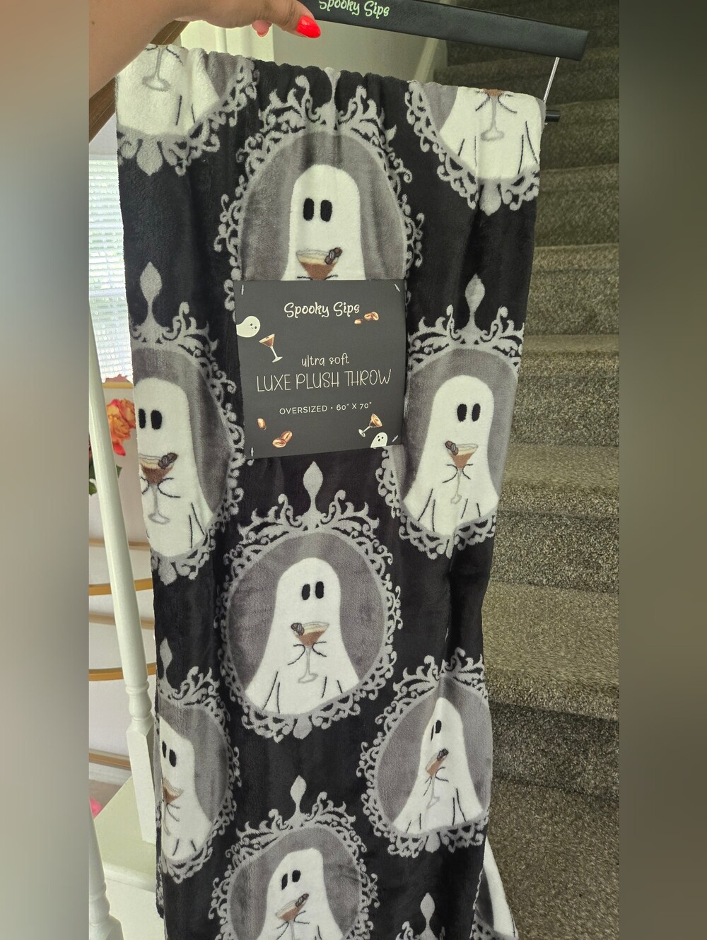Luxe Plush Throw - Black & White Ghost Espresso Martini Print XL - Picture 1 of 3